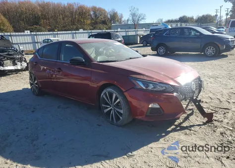 2020 Nissan Altima Sr z USA, uszkodzony, nr VIN 1N4BL4CVXLC174648